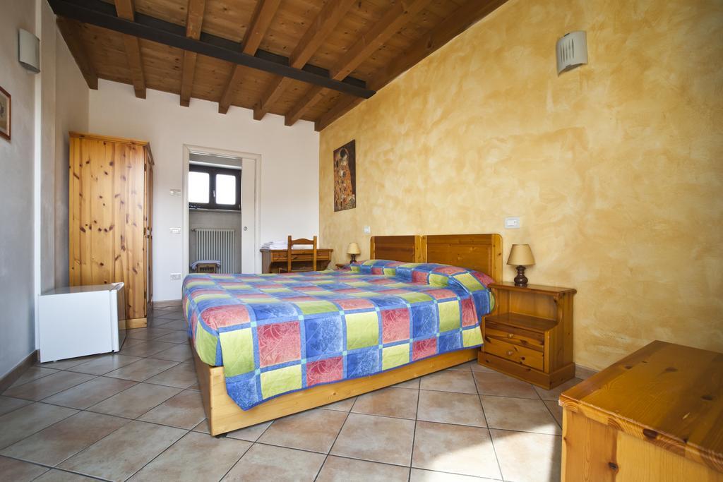 Agriturismo Le Sigalette Salionze Exteriér fotografie